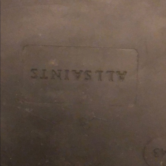 Shoes - Picture 5 of 6